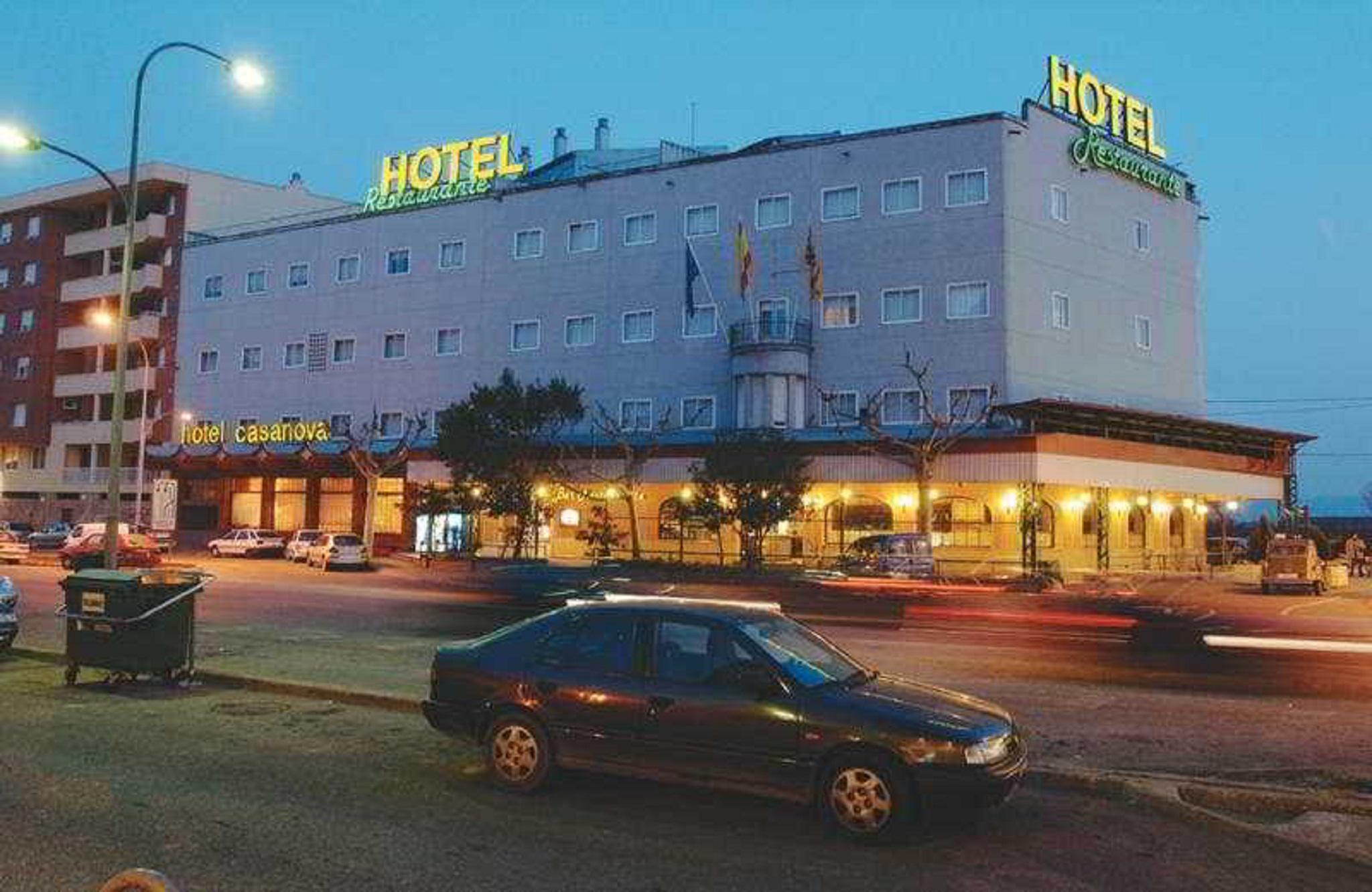 Hotel Casanova Fraga Exterior photo